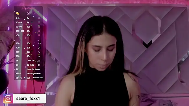 Sara_Foxx1's cam snapshot