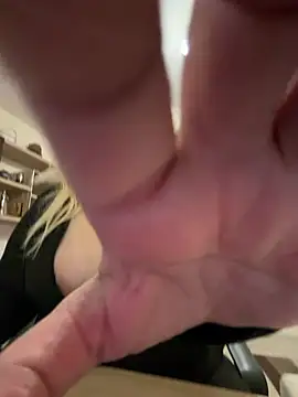 TheeaBlanco's cam snapshot