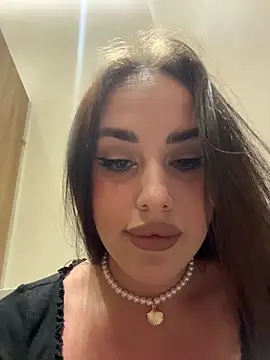 KiraSunshine live sex cam