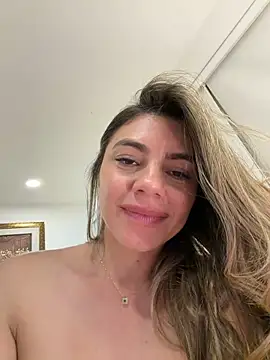 alicee16 live sex cam