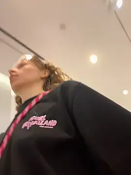 RinaMood's cam snapshot