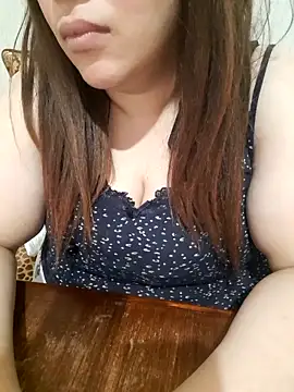 Madam-bezoul-'s cam snapshot