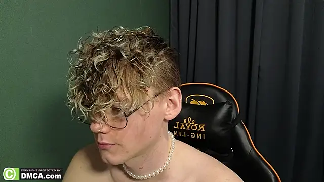 Keytaro live sex cam