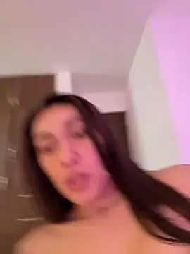 MichelleFerry_'s cam snapshot