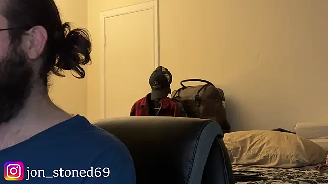 beardedfantasydaddy's cam snapshot