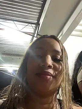 AriVelvet's cam snapshot