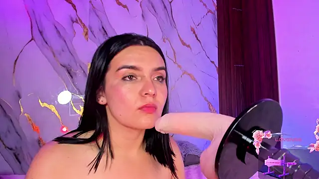 Mm0llylewis18's cam snapshot