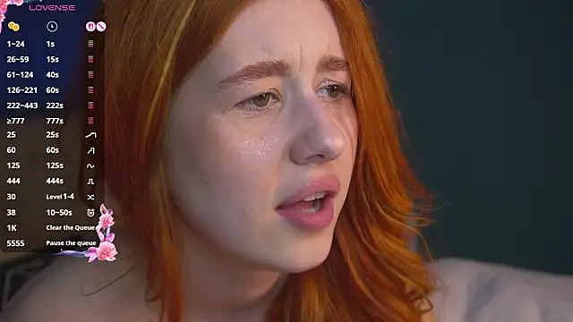 Lisafoxy_'s cam snapshot