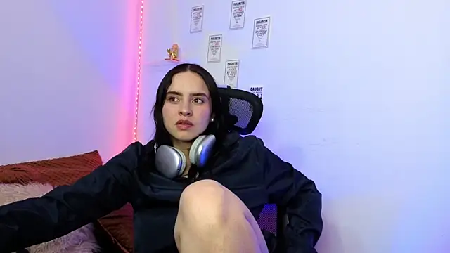 Emily_Lindey's cam snapshot