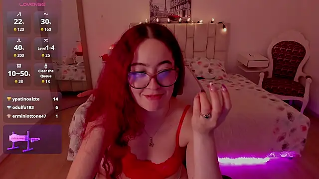 Amaraa_couper1's cam snapshot