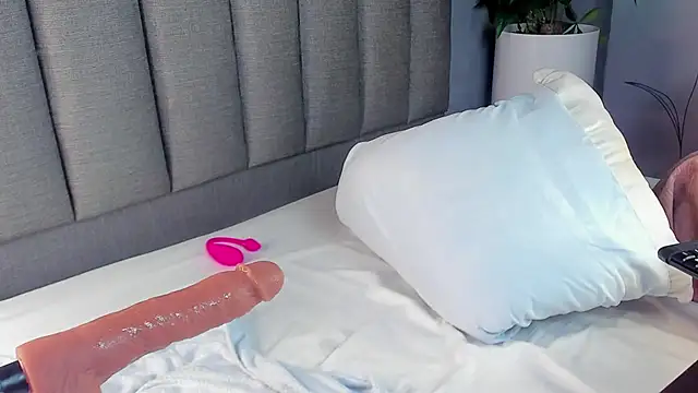 cataleya_69_'s cam snapshot