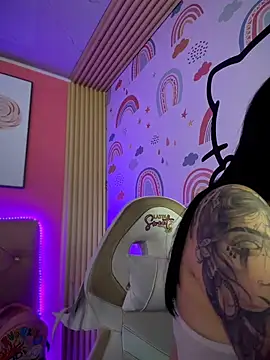 Megaan__More's cam snapshot