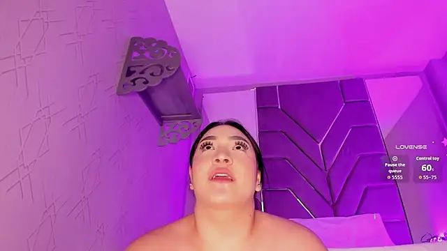 stefany_duque1_'s cam snapshot