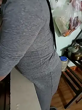 Emily-lonely's cam snapshot