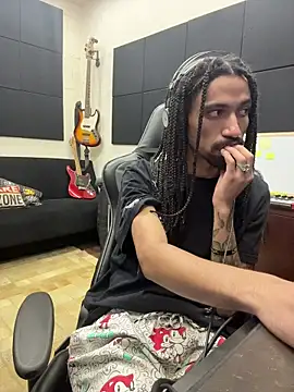 FavelaDaddyCum live sex cam