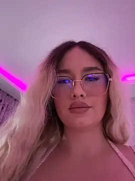 mollyxxx live sex cam