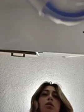 BellaDonna_16's cam snapshot