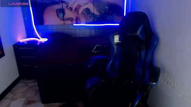 honeyluxe_'s cam snapshot