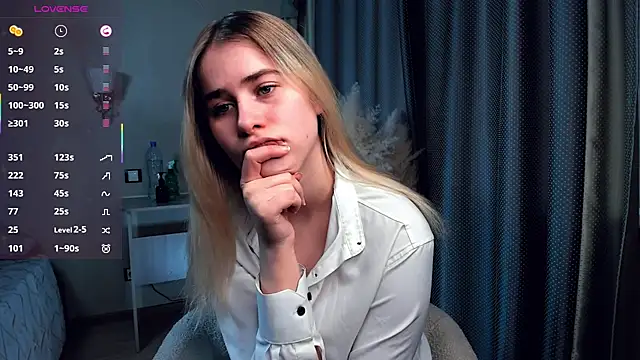 LuanaFincel's cam snapshot