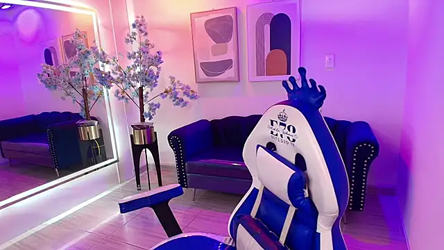 Amber__rouge's cam snapshot