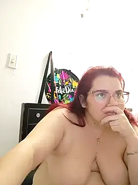 karlythoth@xh's cam snapshot