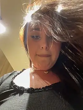 KiraSunshine live sex cam