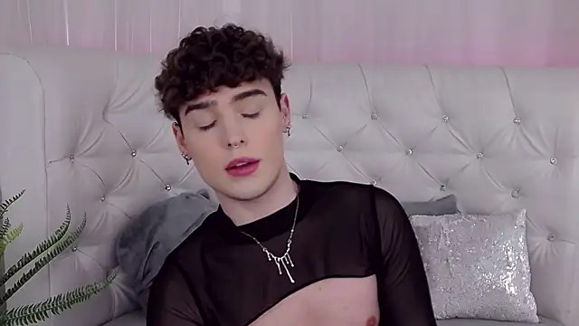 RobbyCharming's cam snapshot