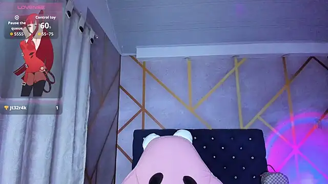 _vaiolet_owo's cam snapshot