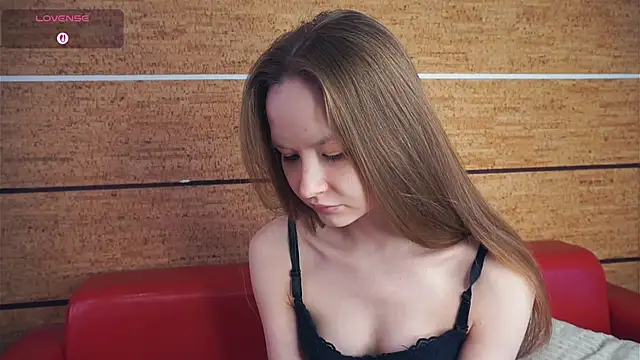 OnaZiroge live sex cam