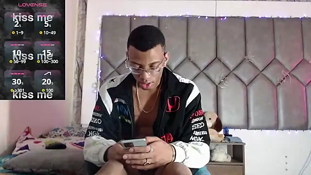 Tiffany_Valentine15 live sex cam