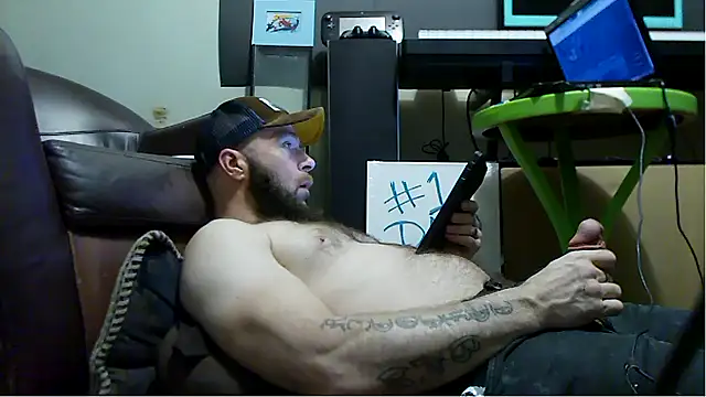 Numba1dad_ live sex cam