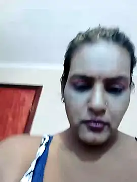 Foxybaby420 live sex cam