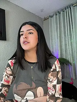 kim_zaratte's cam snapshot