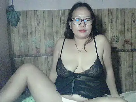 Pinay_BigTits69 live sex cam