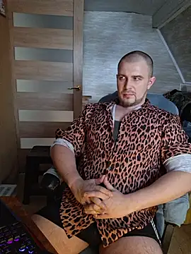 Foxyshaved live sex cam