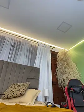 Robin_Rief's cam snapshot