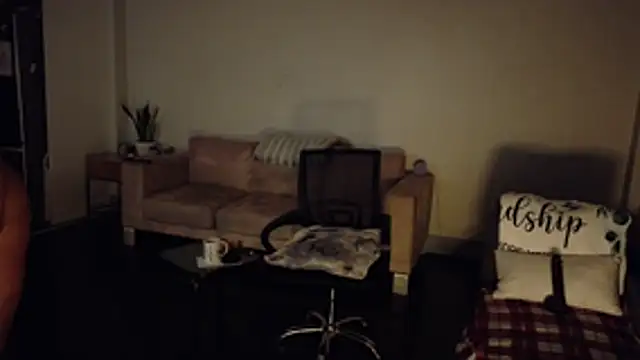 FreckleFaceBeauty's cam snapshot