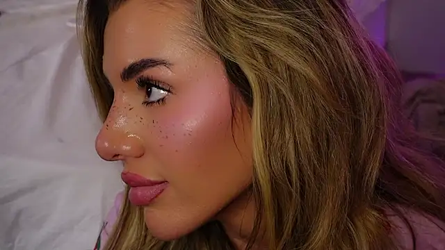 ClaraHazel's cam snapshot