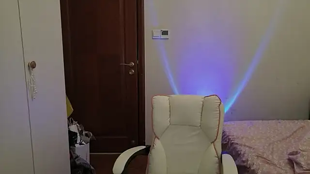 hangzi-0011's cam snapshot