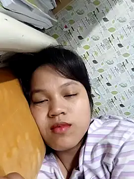 BabySweet-18's cam snapshot