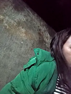 dakota-kis's cam snapshot