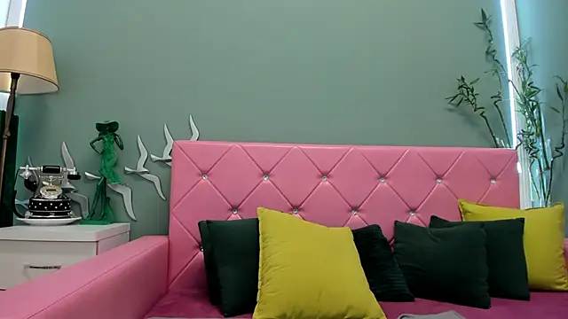 Ailyndimondx11's cam snapshot