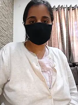 tinaarora's cam snapshot