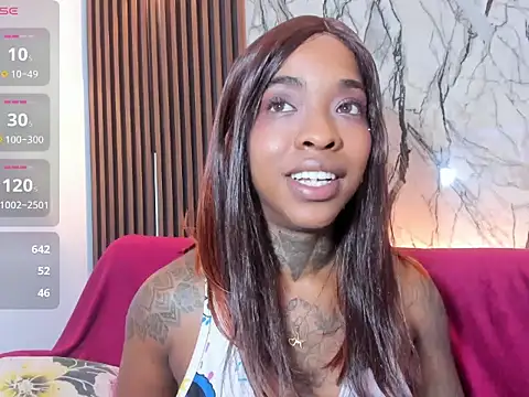 Pauline_Fox's cam snapshot