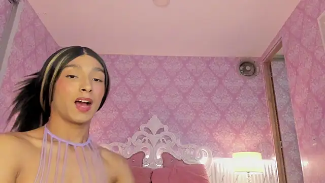 _AdharaSkinny live sex cam