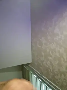 BERGHAIMBOY0 live sex cam