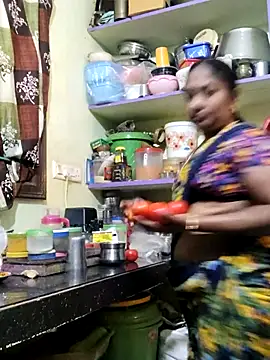 yamini1431 live sex cam