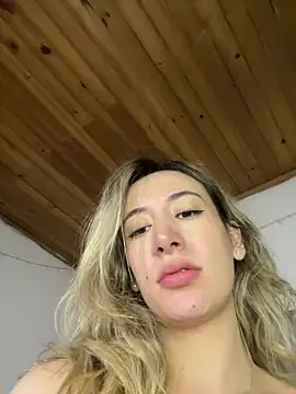 Gabby_cruz_'s cam snapshot