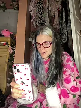 ittybittymeryssa live sex cam