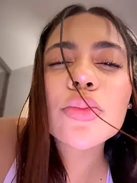 Aryrosee live sex cam